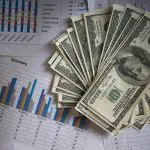 Curs valutar 2 octombrie 2026: Cât valorează un euro și un dolar
