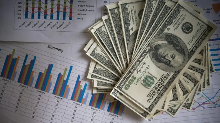 Curs valutar 9 aprilie 2026: Cât valorează un euro și un dolar
