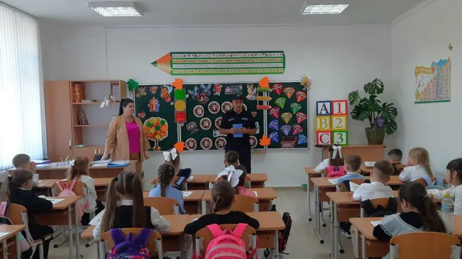 Situații de urgență: aproape 5.000 de elevi și profesori au învățat cum să reacționeze