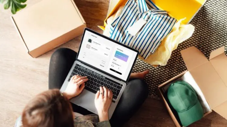 Ucraina introduce taxă pe vânzările online și acciză pe băuturile dulci pentru venituri suplimentare la buget
