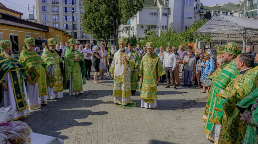 Propaganda pro-rusă folosește biserica pentru a diviza societatea în R. Moldova: Mitropolia Basarabiei vizată
