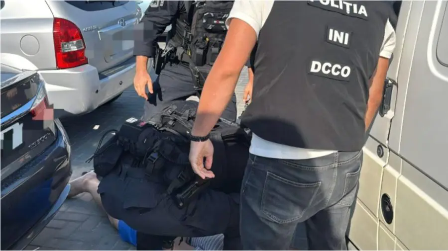 VIDEO Rețineri în dosarul organizației criminale „Kitaeț”: Percheziții și bunuri de milioane, confiscate
