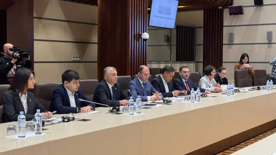 Ceban, după consultările fracțiunii Alternativa cu Munteanu: „Mi-aș dori ca problemele oamenilor să fie soluționate”