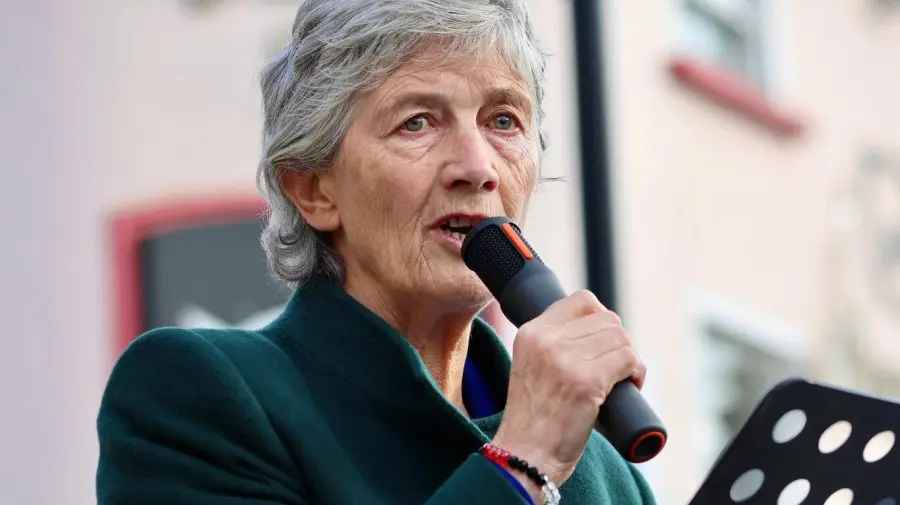 Irlanda: Independenta Catherine Connolly a câștigat alegerile prezidențiale. Rivala sa și-a recunoscut înfrângerea