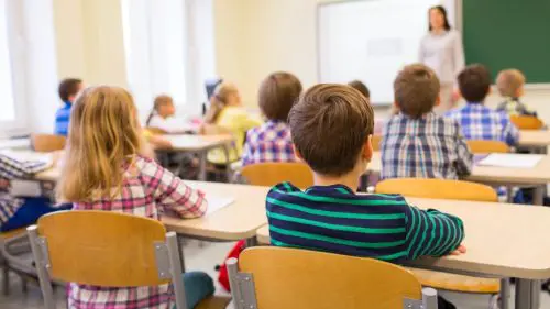 Peste 27 mii de copii au pășit pentru prima dată pragul școlii. Mesajul Ministerului Educației