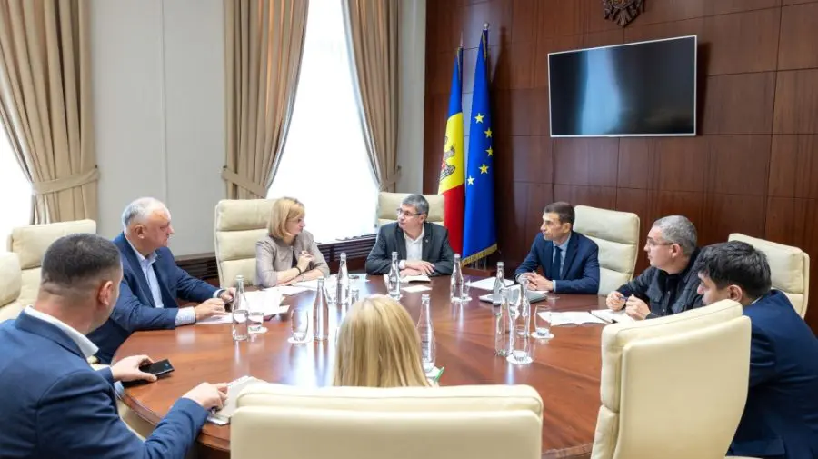 VIDEO Funcțiile pe care le-a negociat Renato Usatîi în Parlament pentru fracțiunea Partidul Nostru