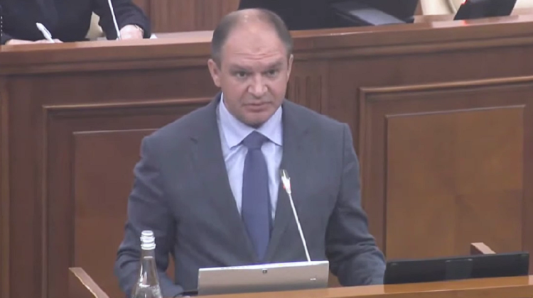 Ion Ceban, la prima ședință a Parlamentului: „Europa trebuie construită acasă, prin acțiuni concrete, nu prin pliante”