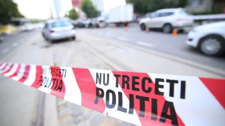 Tânăr în comă după un accident în România. Telefonul său a sunat automat la autorități și i-a salvat viața