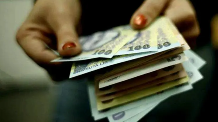 Cât valorează un euro și un dolar. Cursul valutar stabilit de BNM pentru astăzi, 20 octombrie