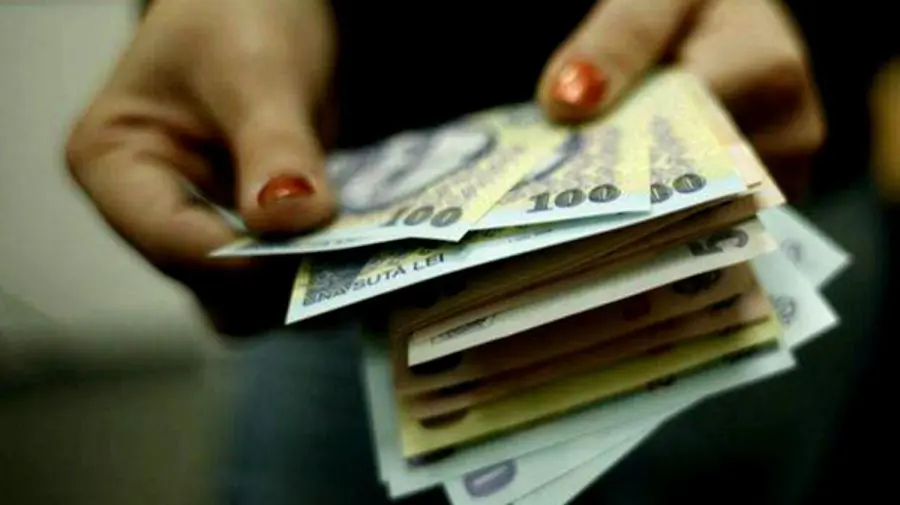 Cât valorează un euro și un dolar. Cursul valutar stabilit de BNM pentru astăzi, 20 octombrie