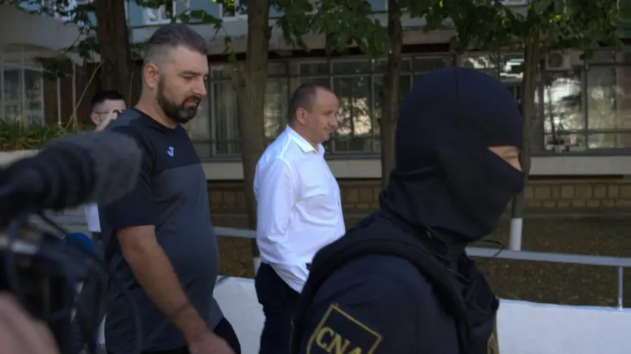 NordNews: Fostul director al Spitalului Clinic Bălți ar fi primit trei salarii în ziua reținerii