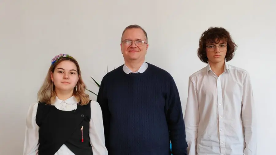 Elevii moldoveni câștigă locul I mondial la Intel AI Global Impact Festival, depășind echipe din SUA și Singapore