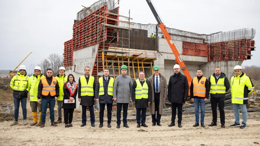 Podul de la Ungheni va fi dat în exploatare în septembrie 2026