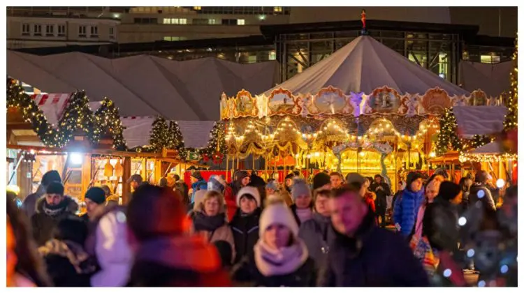 VIDEO Sezonul festiv începe în Germania: târgurile de Crăciun din marile orașe primesc vizitatori