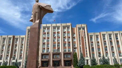 Krasnoselski vrea 17 secții de votare pentru alegerile din Rusia, în stânga Nistrului. Ambasada anunță una, la Chișinău