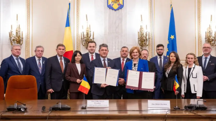Declarație comună: Chișinăul și Bucureștiul cer deschiderea negocierilor de aderare la UE până la finele anului