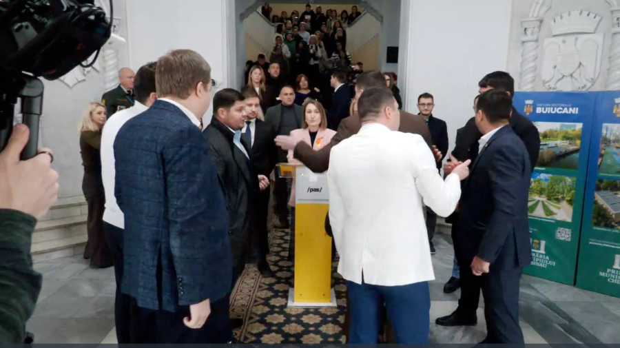 Ceban acuză PAS că lasă profesorii din Chișinău fără salarii. Reacția formațiunii