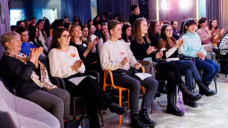Leadership, marketing și inovație: Peste 1.200 de tineri au explorat lumea startup-urilor la Startup101
