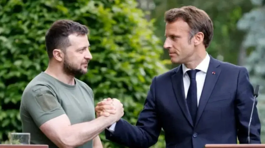 Zelenski pleacă la Paris pentru convorbiri cu președintele francez. Despre ce vor discuta cei doi oficiali