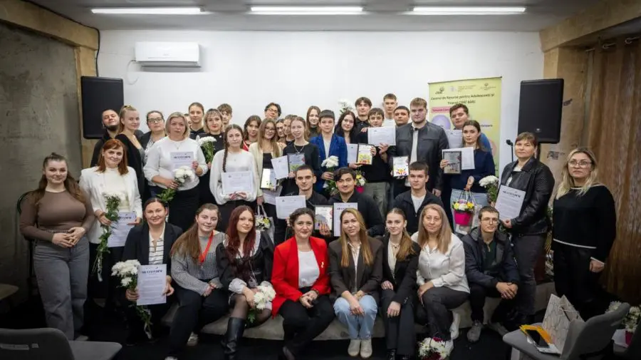 Implicarea tinerilor din Bălți, celebrată la Gala Bunelor Practici în Domeniul Tineret 2025