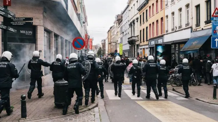 Grevă națională în Belgia: Transporturile blocate și creșele închise timp de trei zile
