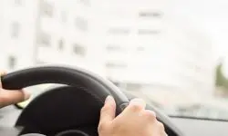 VIDEO Un șofer a filmat cum încalcă regulile de circulație și a postat pe internet. Poliția l-a sancționat