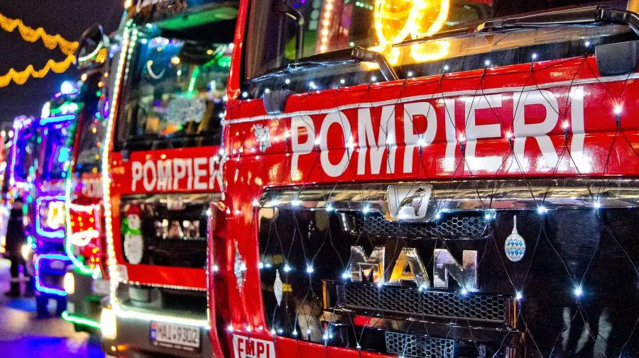 Imagini feerice de pe străzile Chișinăului! LIVE ”Caravana salvatorilor și pompierilor”