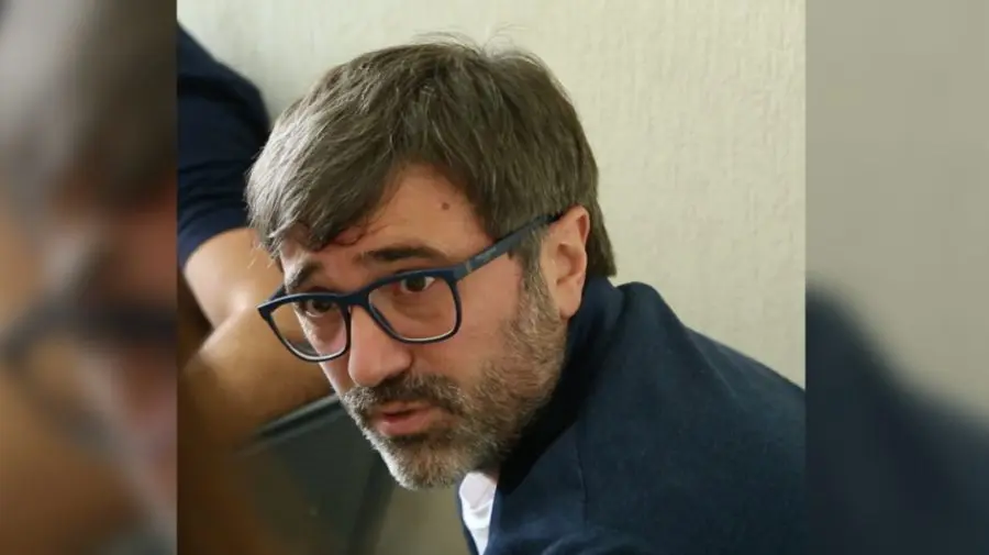 Andronachi a făcut Crăciunul acasă. De ce procurorii nu au anunțat despre arestul la domiciliu?