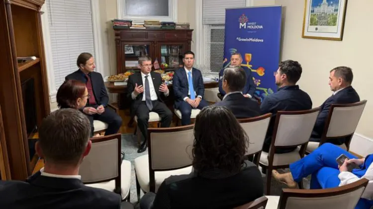 Popșoi și Grosu, în dialog cu diaspora din Washington: servicii consulare mai rapide și echipament biometric nou