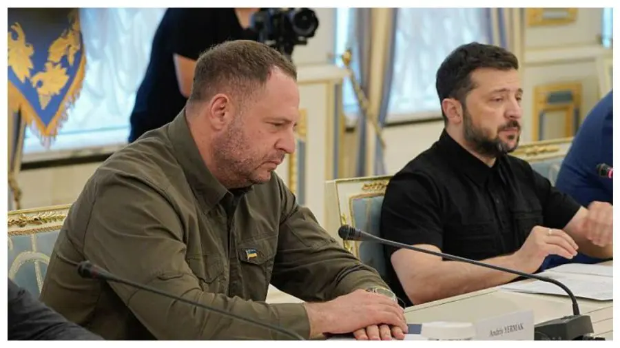 Zelenski a început consultări pentru numirea unui nou șef al Cabinetului Președintelui după demisia lui Ermak