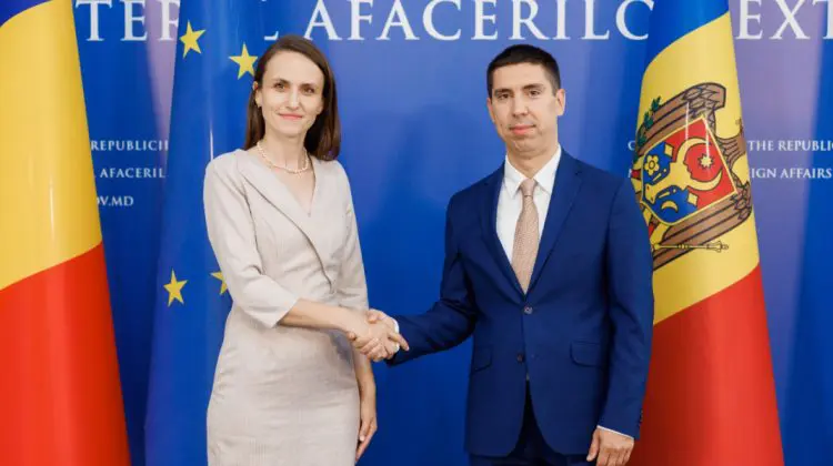 Ministra de externe a României, Oana-Silvia Țoiu, efectuează astăzi o vizită de lucru la Chișinău