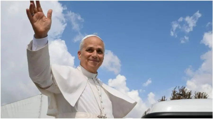 Papa Leon învață germană pe Duolingo la primele ore ale dimineții. Detaliul dezvăluit de presa italiană