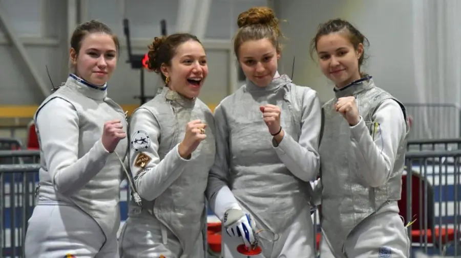 FOTO Aur și mândrie pentru Moldova! Trei scrimere au strălucit la Cupa Mondială U20