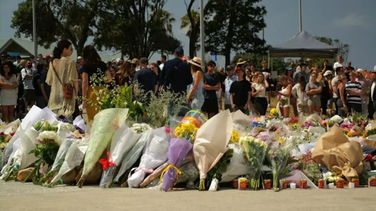 Atentatul antisemit de la Bondi: Autorii s-ar fi antrenat în Australia înaintea atacului soldat cu 15 morți