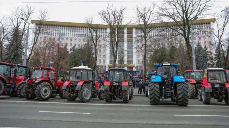 Statul ar putea transforma datoriile față de fermieri în obligațiuni de stat