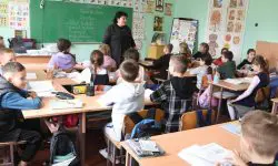 Note în clasa a IV-a, calificativ nou și mai puține teste, printre schimbările Ministerului Educației