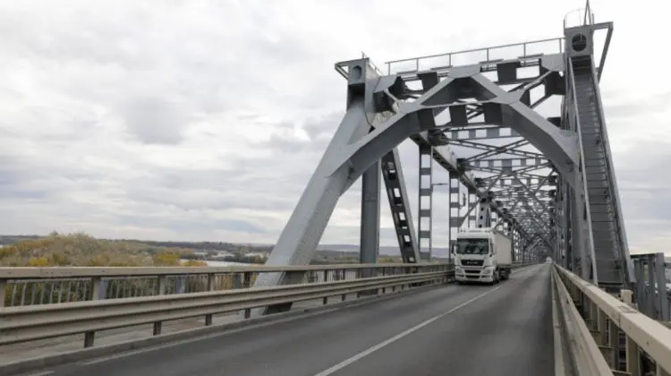 Circulația pe Podul Giurgiu-Ruse, redeschisă până pe 8 ianuarie