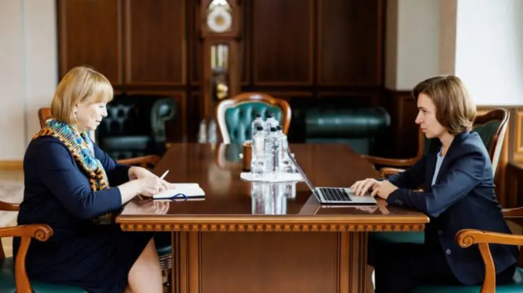 Nemerenco a intuit că nu va mai fi ministră, când a primit „Ordinul Republicii” de la președintă