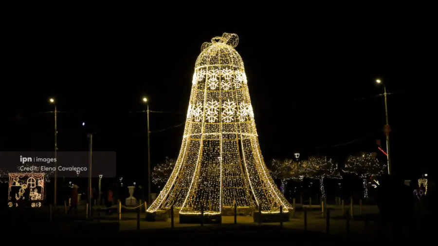 Orașul în luminile Crăciunului. Galerie foto (Elena Covalenco)