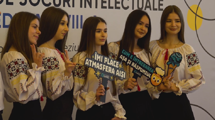Elevi din toată țara, reuniți la Campionatul de Jocuri Intelectuale „Sub cușma lui Guguță”