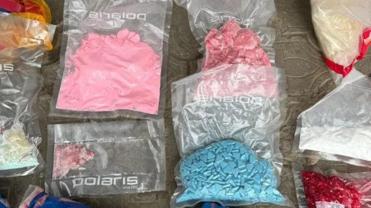 Rețea de droguri cu ramificații în UE, anihilată la Chișinău: 8 kg de substanțe narcotice, ridicate