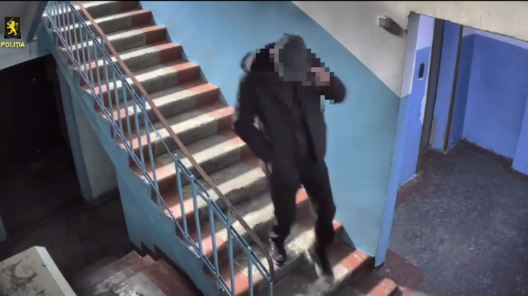 „Bântuie hoții prin Capitală”: Un bărbat reținut după șapte furturi din apartamente