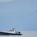 Barca în care se aflau două persoane s-a răsturnat în Marea Ionică. Un cetățean român, dat dispărut
