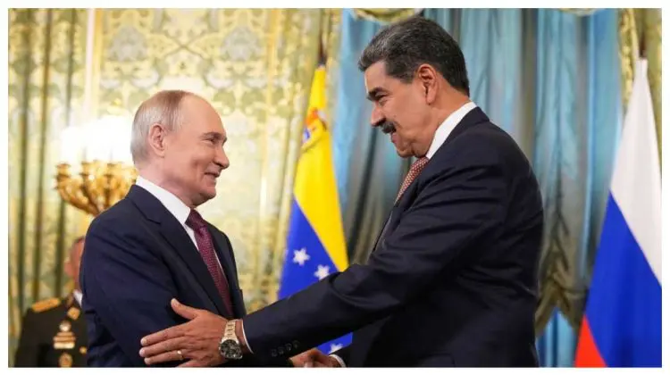 Rusia ar fi început evacuarea familiilor diplomaților săi din Venezuela, după avertismentele lui Trump