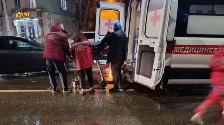 Un bărbat a fost ajuns în reanimare după ce a fost lovit de un microbuz: Era băut