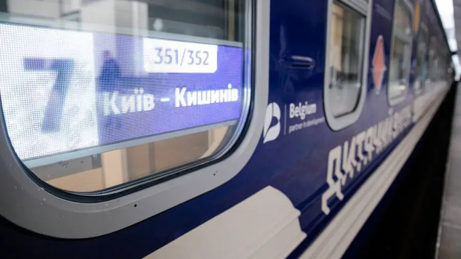 Calea Ferată din Ucraina suplinește numărul vagoanelor pe ruta Kiev – Chișinău. Garnitura va lua pasageri de la Odesa