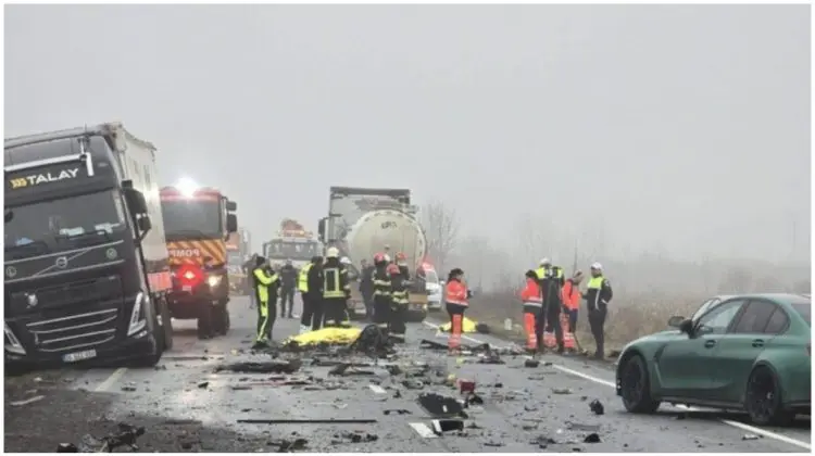Controverse după accidentul cu suporterii greci. Avocatul firmei de închirieri respinge ipoteza unei defecțiuni tehnice