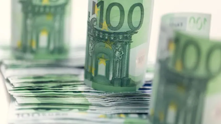 Curs valutar 21 ianuarie 2026: Cât valorează un euro și un dolar?