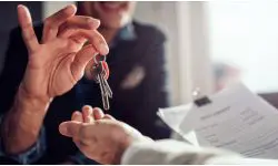 Tot mai mulți proprietari își declară chiriile. Cât a încasat statul în șapte luni