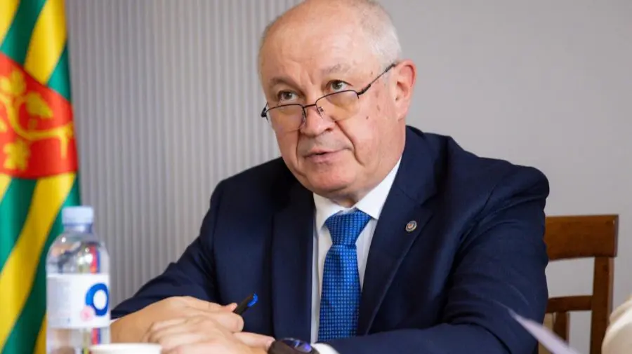 Premierul Alexandru Munteanu promite un raport „altfel decât alții” în fața Parlamentului
